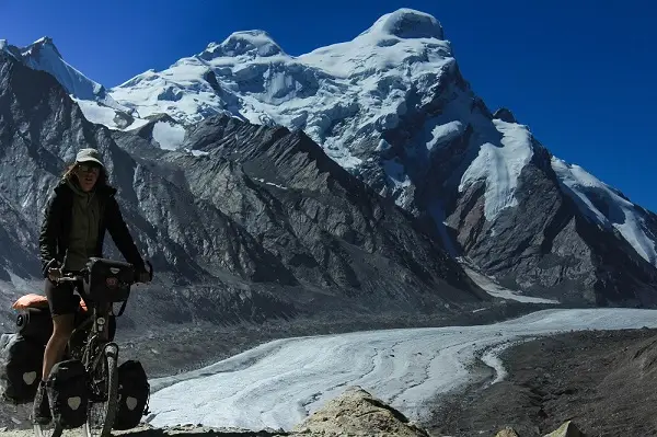 Vom Pensi La Pass haben wir einen spektakulären Blick auf den Durung Drung Gletscher. klein